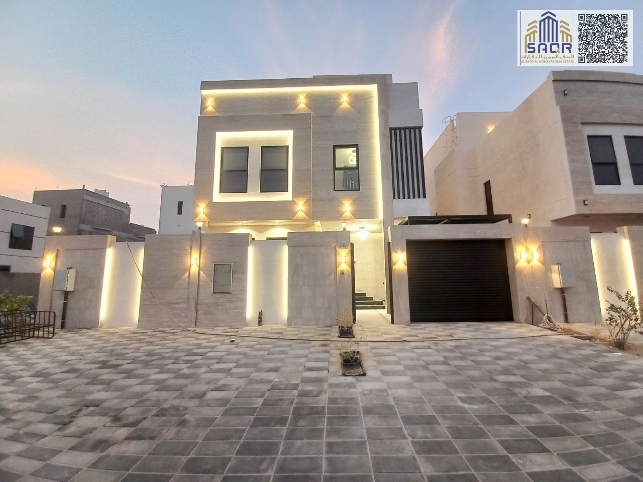 Own your dream home in Al Helio 2, on a main street. 5 master bedrooms with a private pool, at a special price, including water, electricity, and air