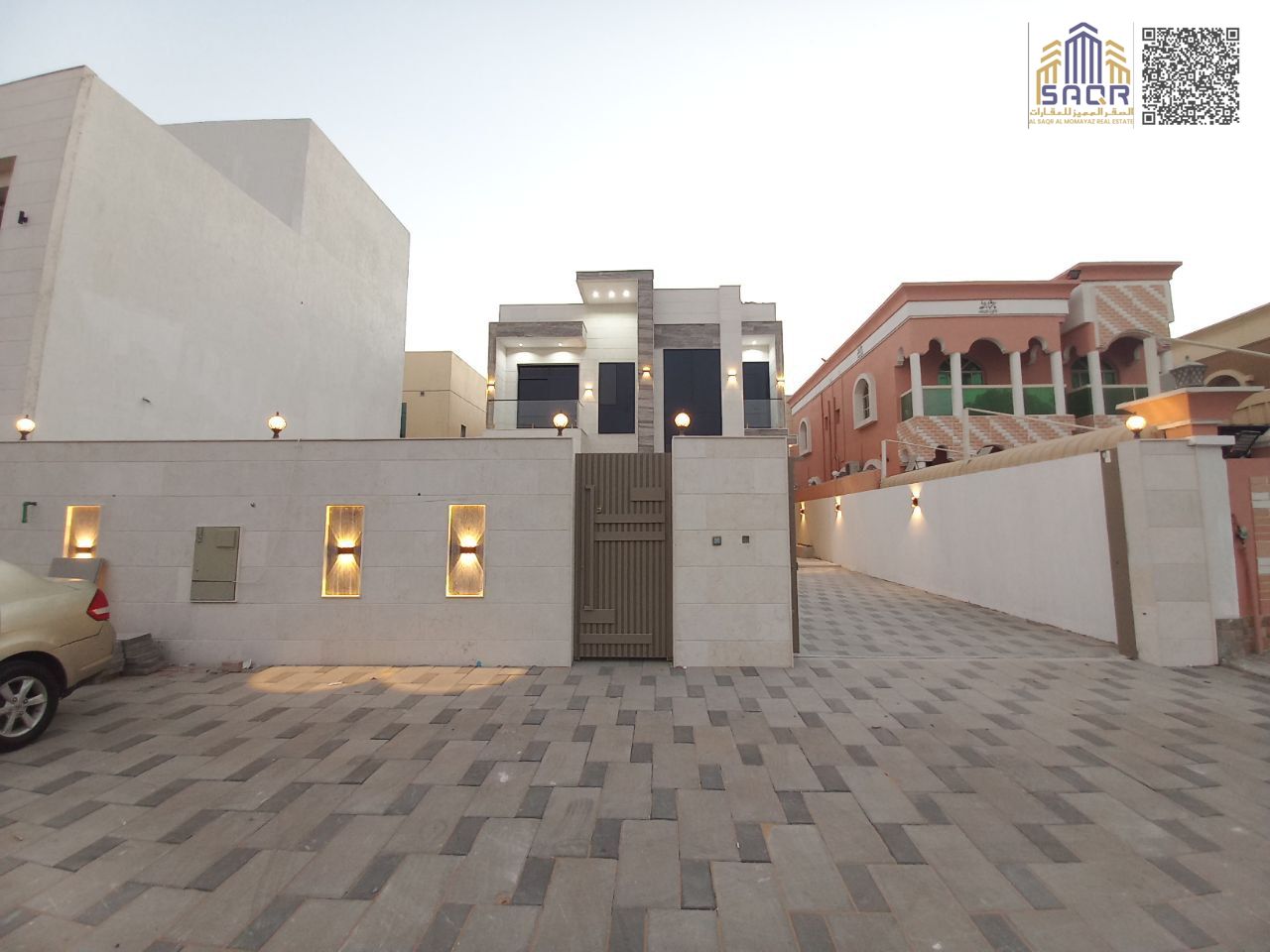 Deluxe Villa with Private Pool/Area 4,500 sq ft/Price includes water and electricity meter and AC installation/5 master bedrooms/Freehold for all nati