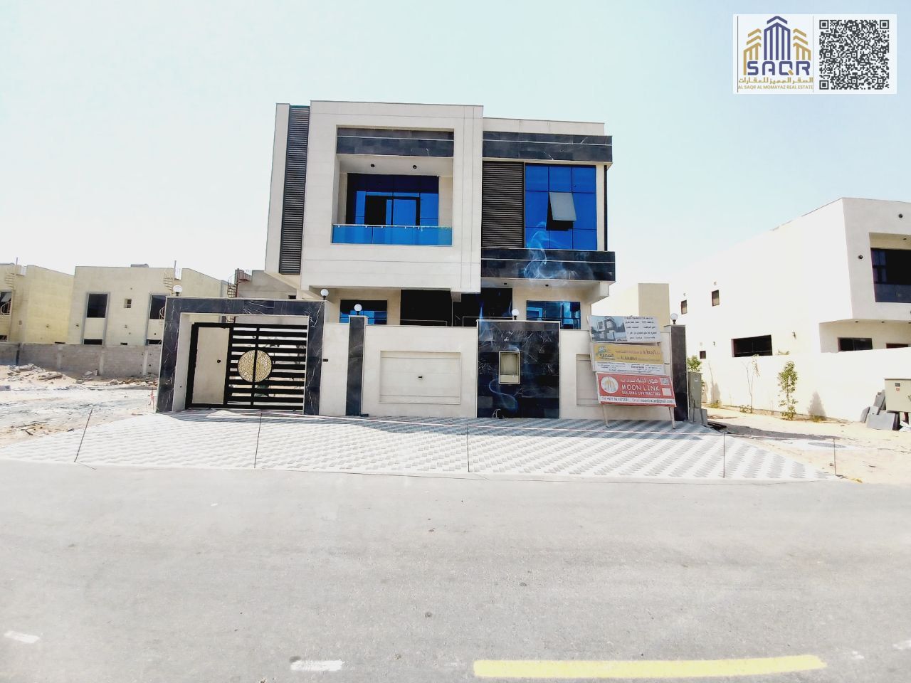 Deluxe villa for sale, 6 master bedrooms / including registration fees / freehold for all nationalities
