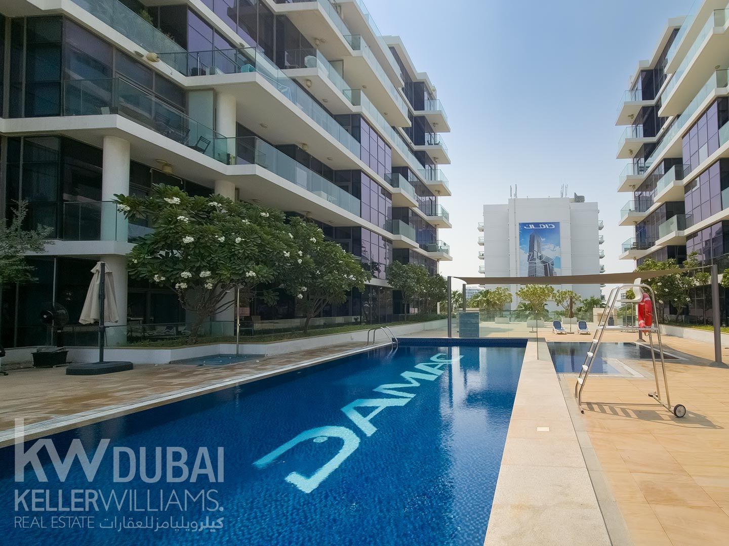 Park view | Spacious | Golf Community Living
