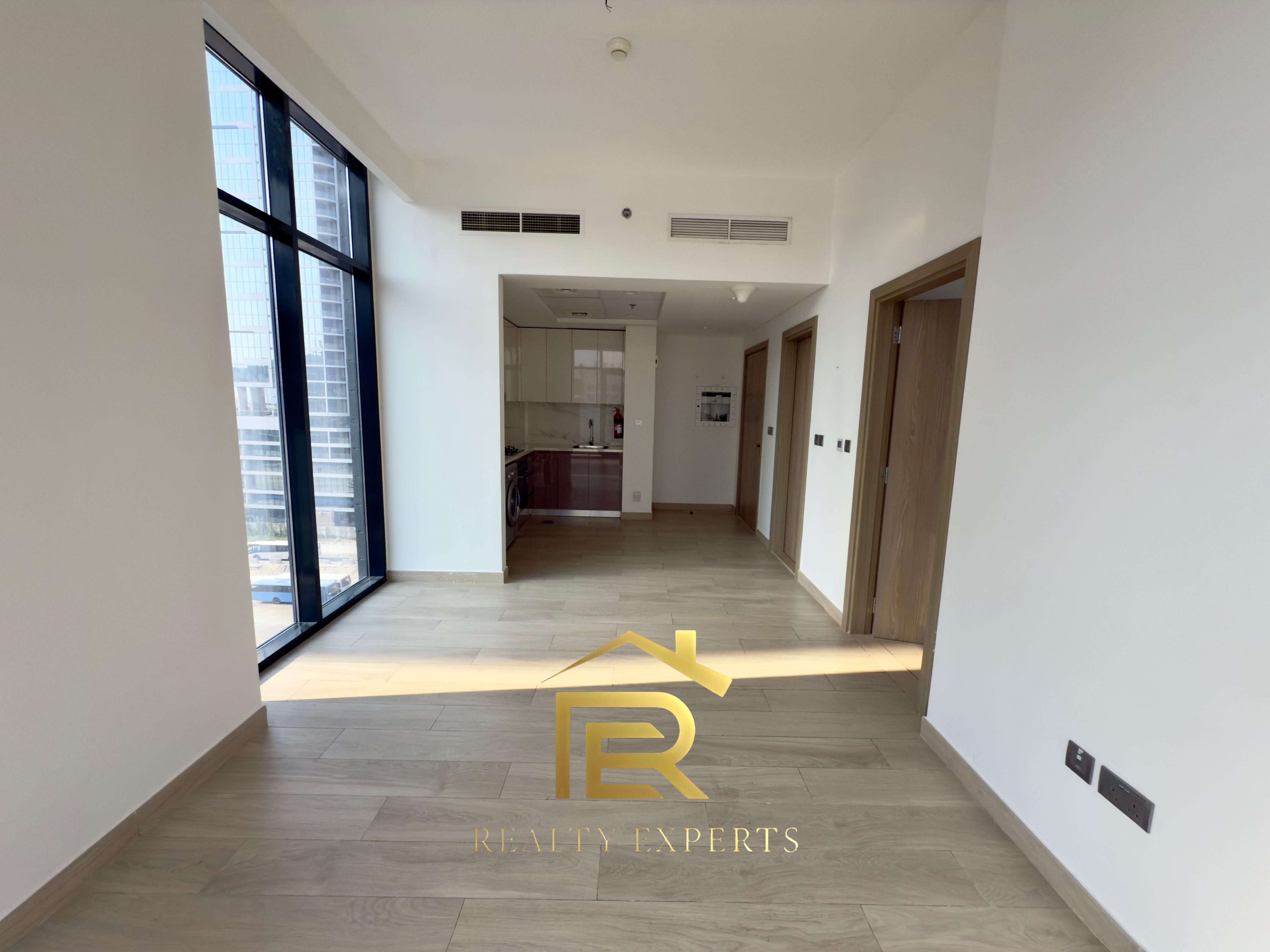 POOL VIEW | VACANT | READY TO MOVE | CHILLER FREE