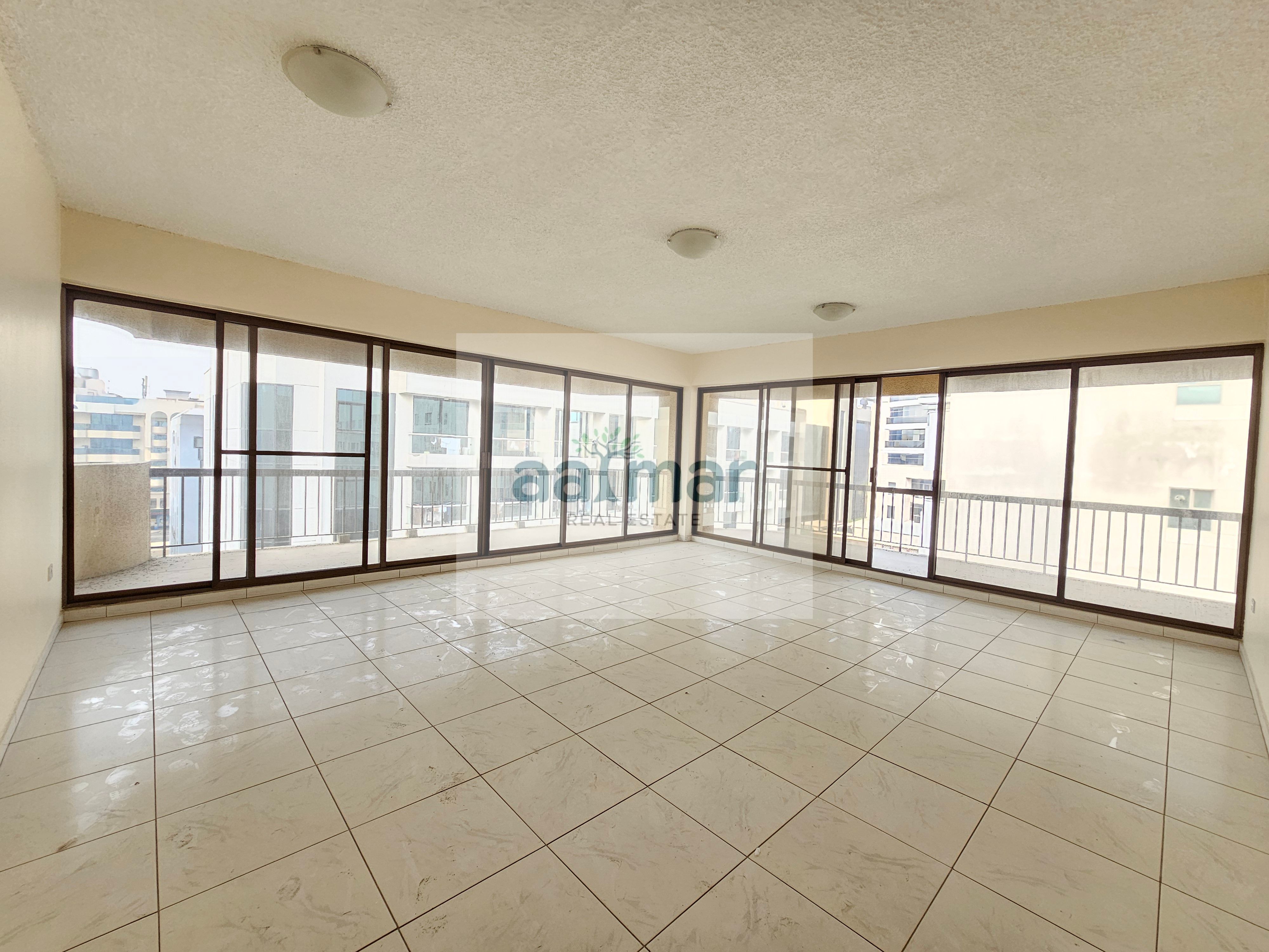 No commission | Close to Metro | Prime Location | Chiller free