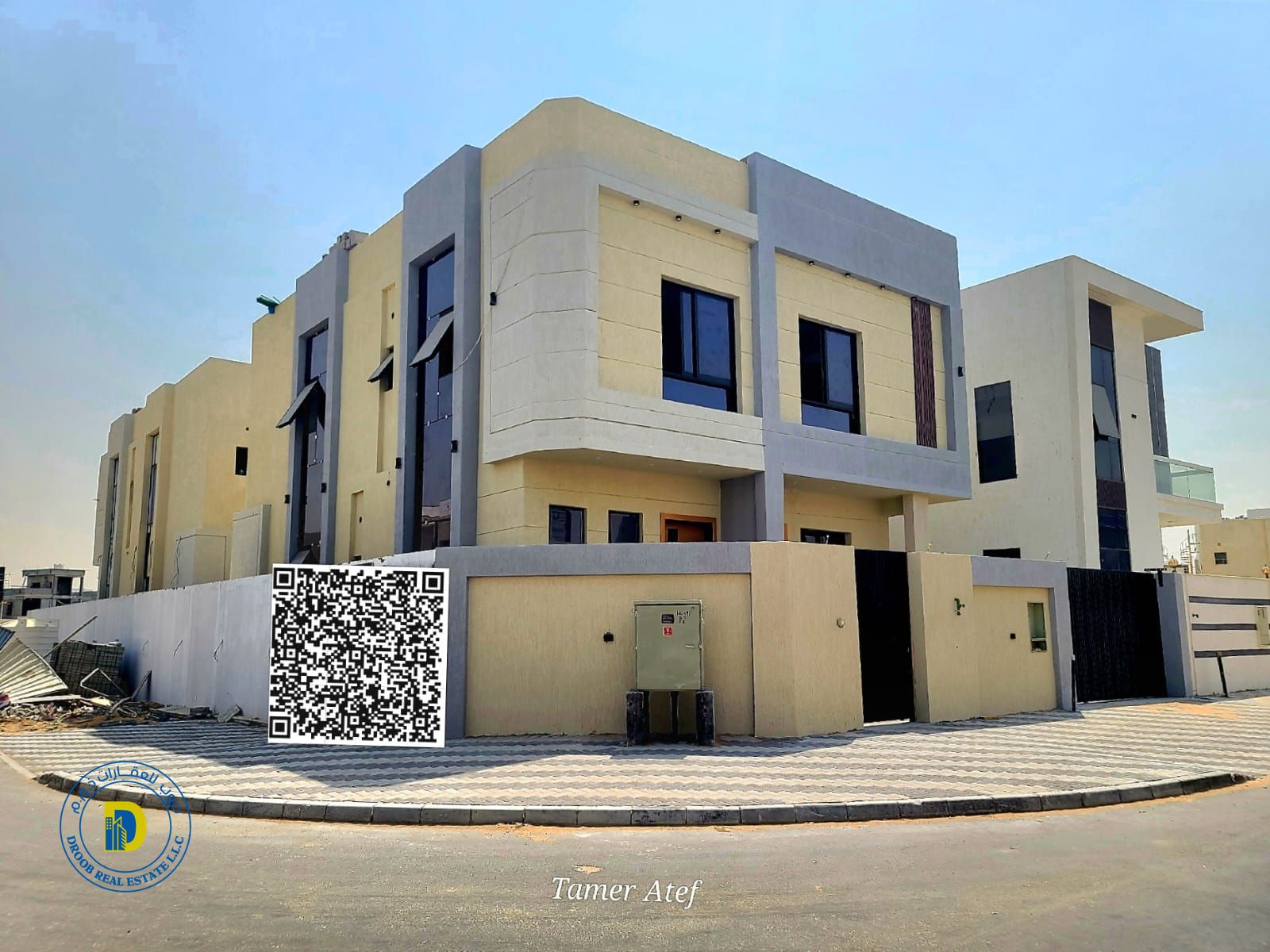 For sale, modern corner villa, 5 rooms, super deluxe, personalized finishing, in AL Yasmin , freehold, bank financing
