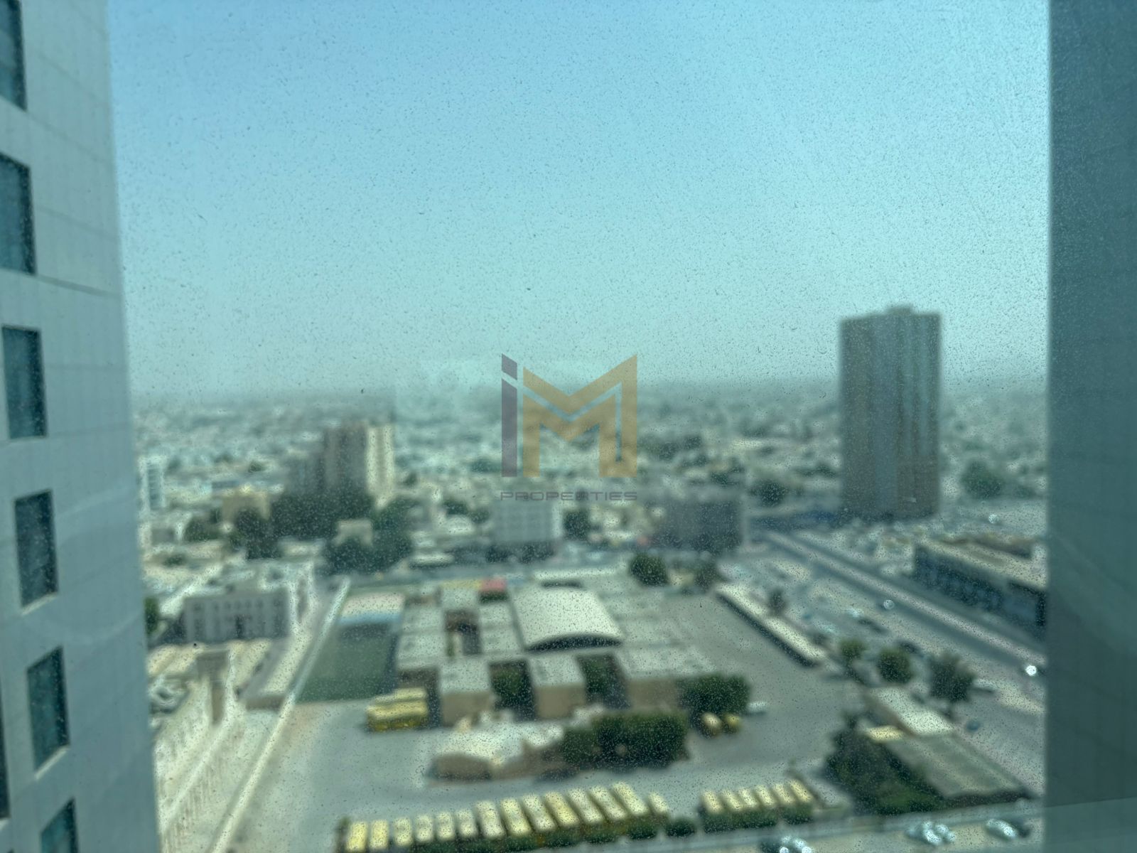 Resale 2 BHK APARTMENT For Sale in City Towers