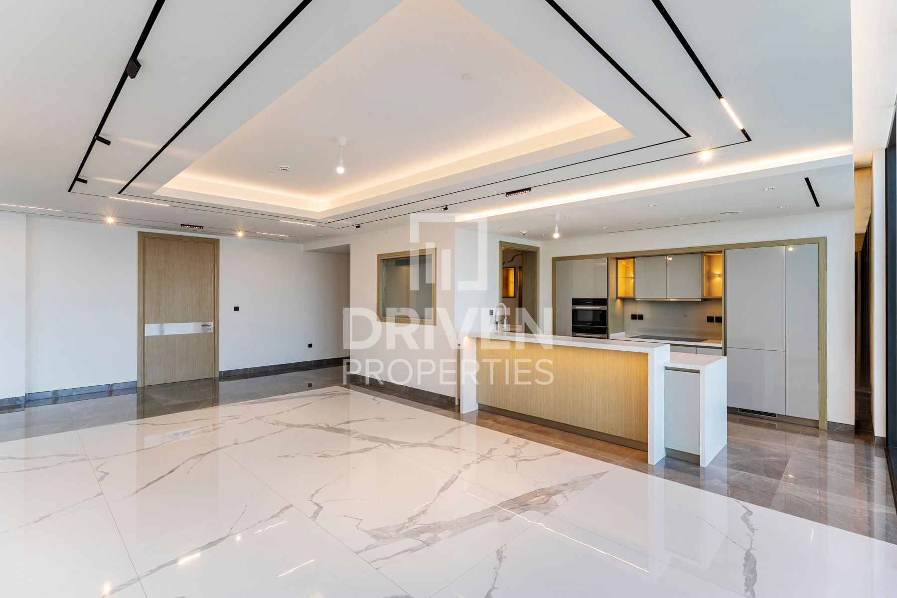 High Floor Featuring Sea View | Huge Layout