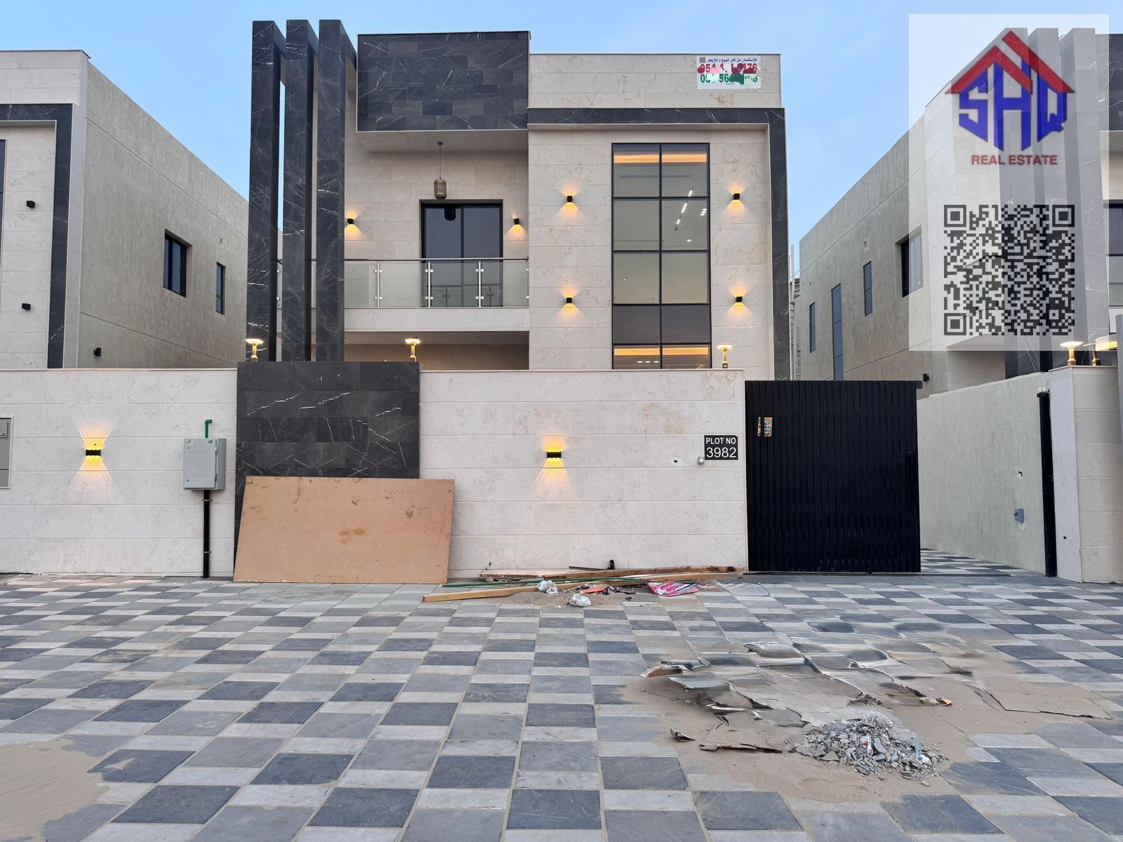 Limited days offer for sale, villa including registration fees, central air conditioning, 4 bedrooms, living room, and maid's room