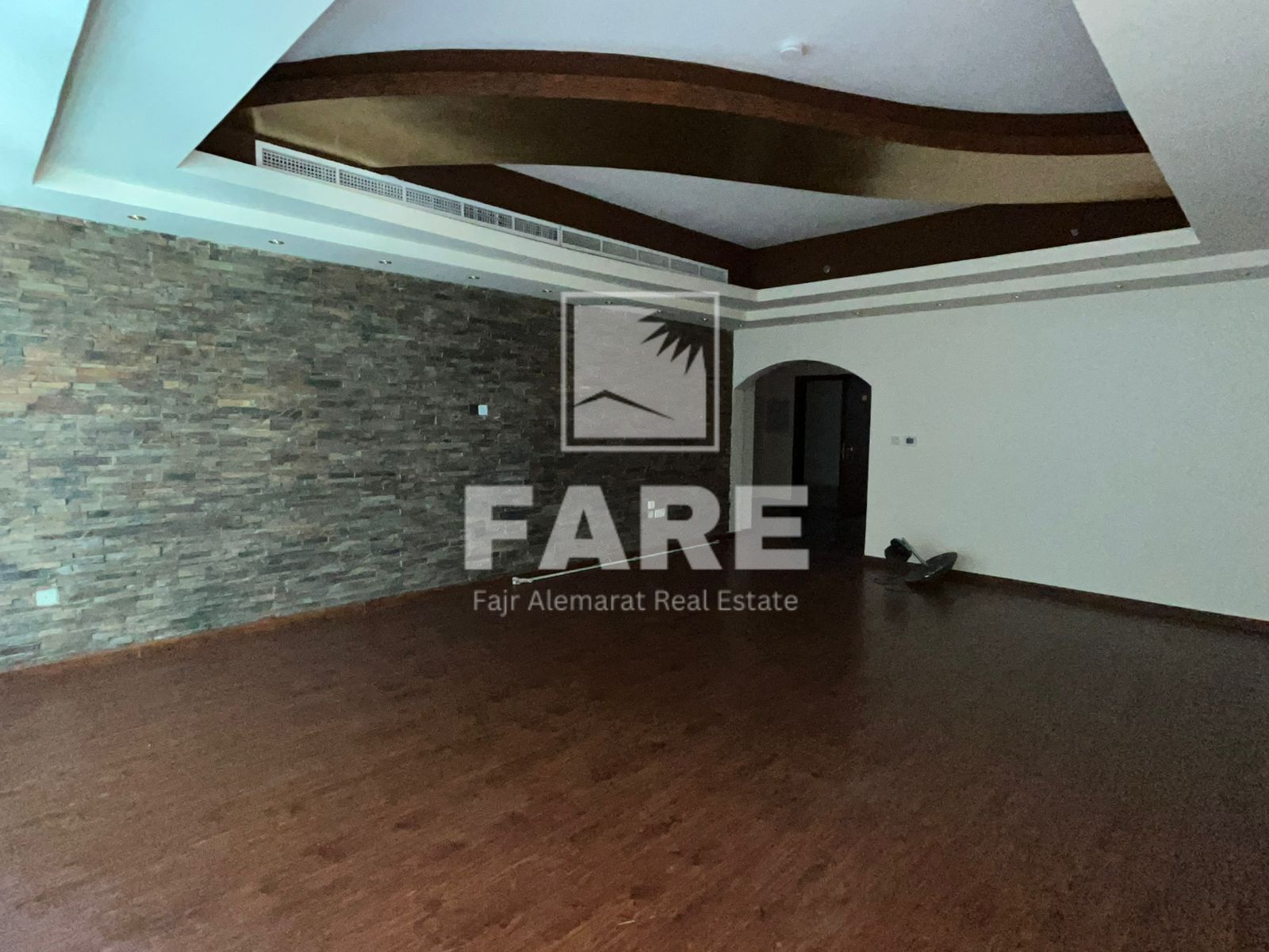 For rent - luxurious two-bedroom AC FREE Al dana tower majaz 3 Sharjah