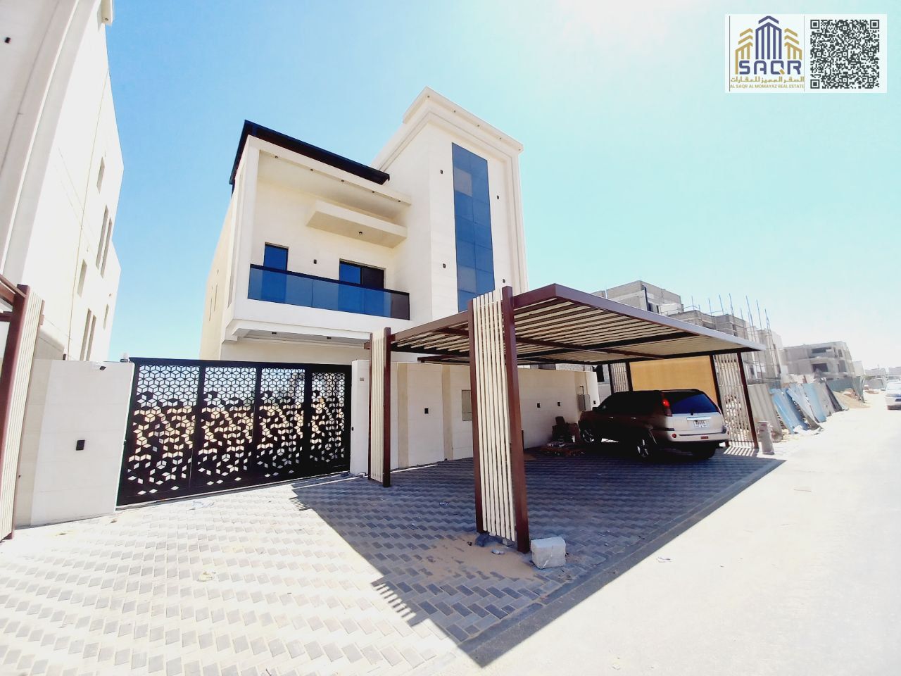 6 master bedrooms, high-end finishing / Registration fees included / Freehold for all nationalities / Al Amerah area / Central air conditioning