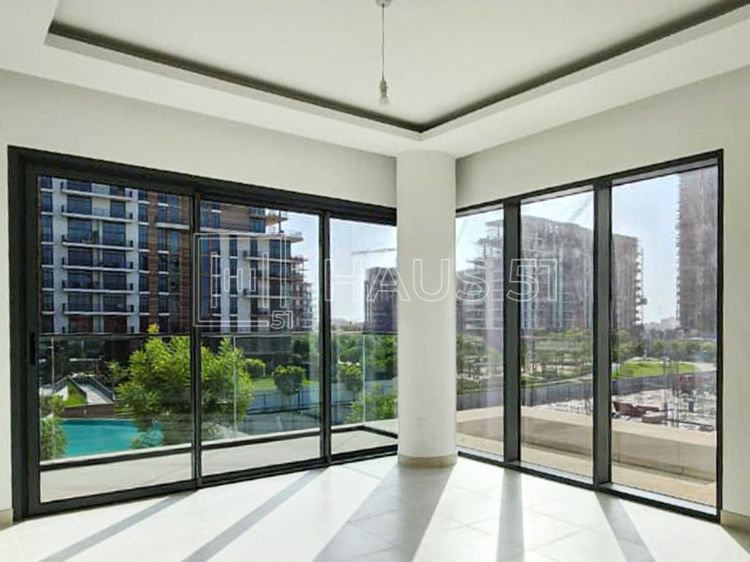 PRIME LOCATION| | LUXURIOUS AND MODERN UNIT