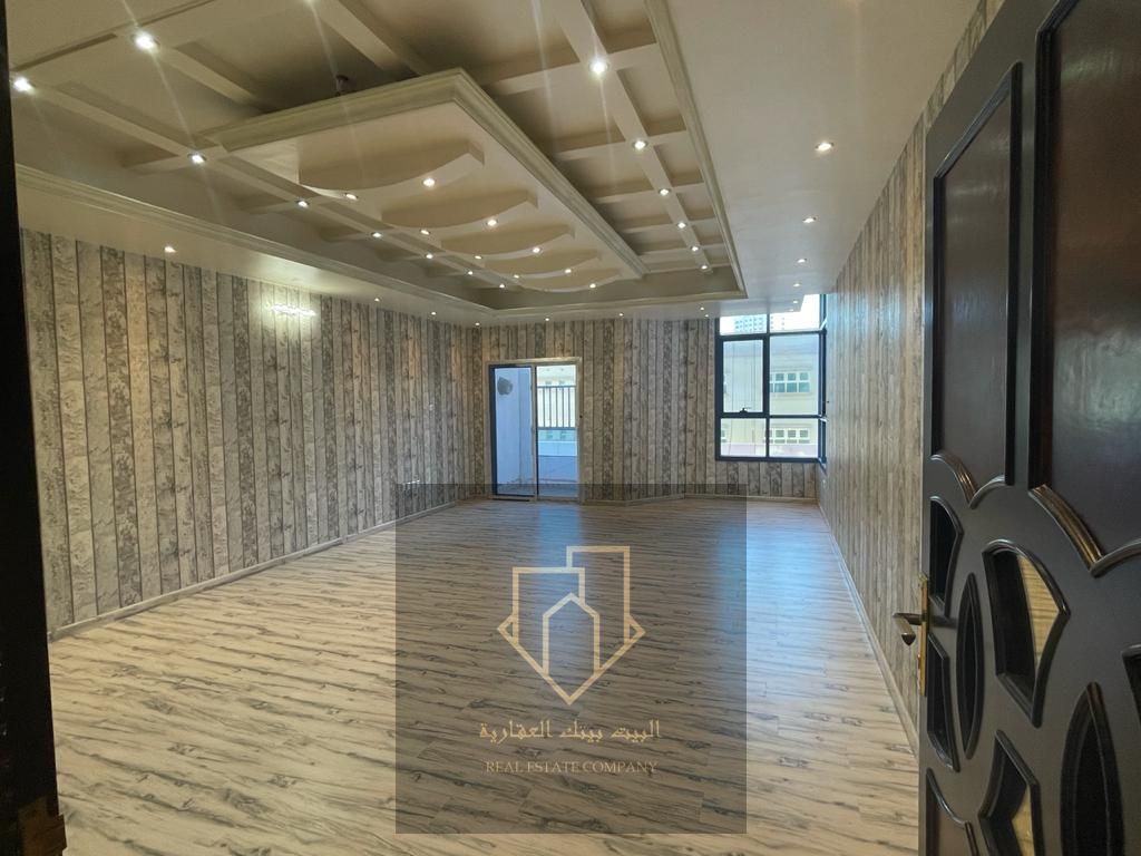 For sale three rooms, a living room and a maid's room in Al-Nuaimiya Towers