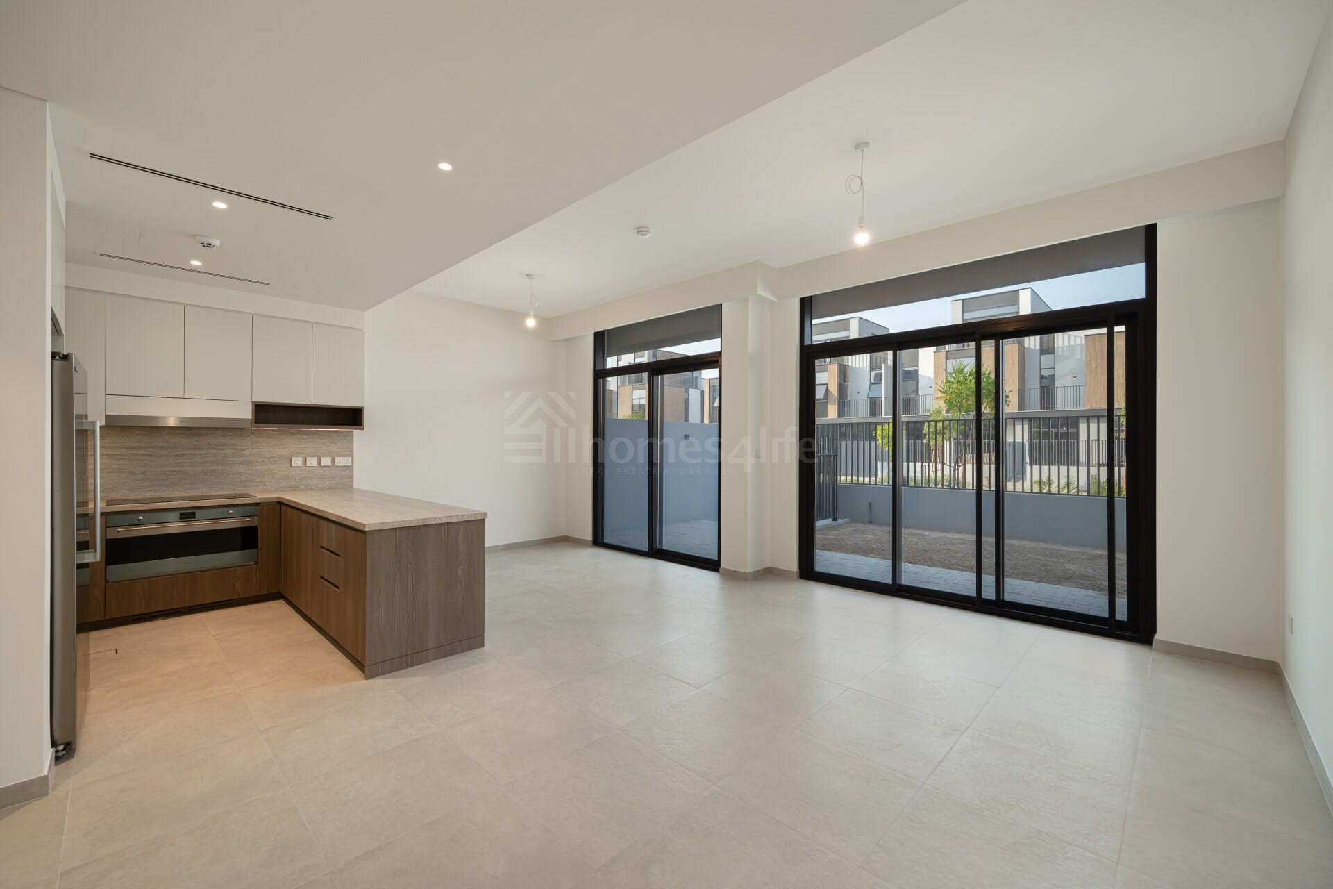 3 BR + Family Lounge | Green Belt | Single Row