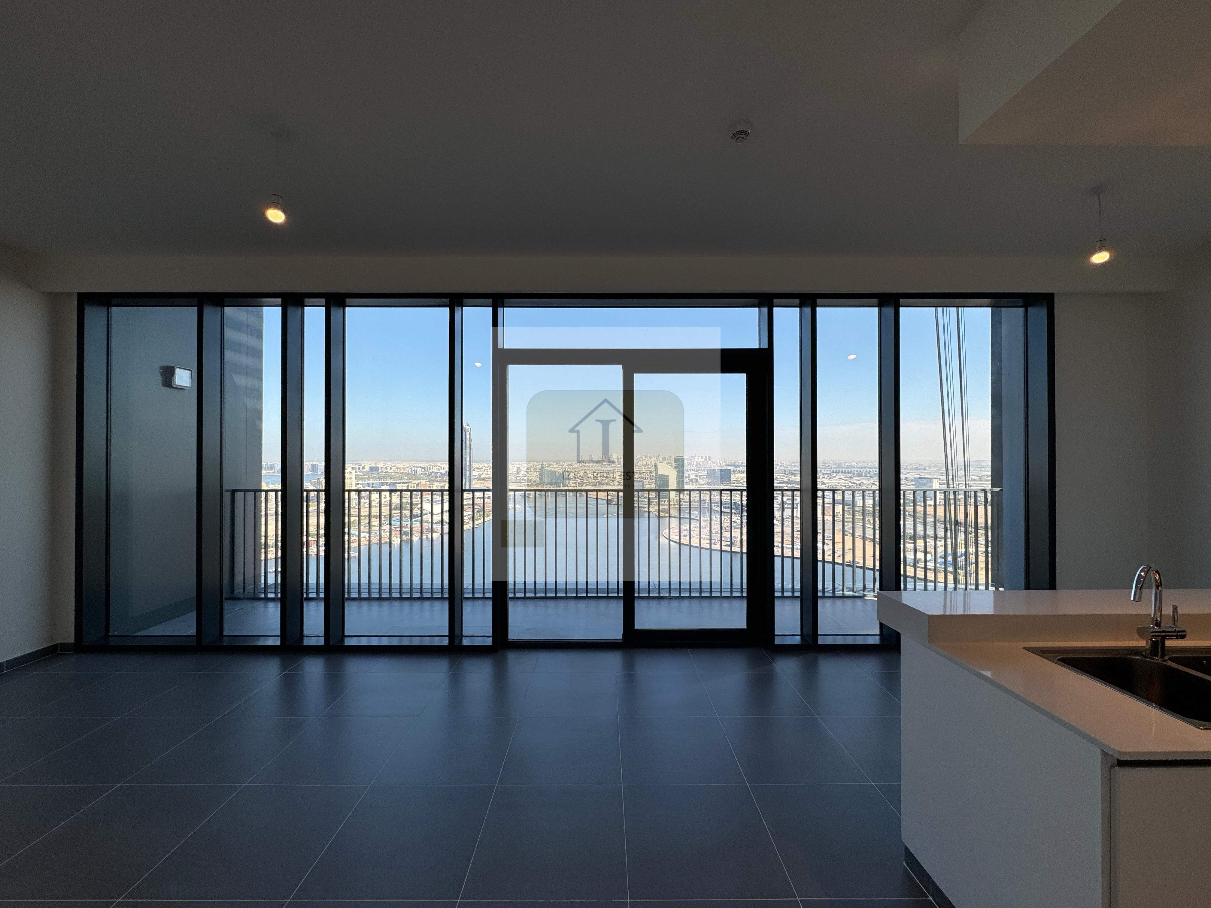 Full Sea View / Spacious Layout / Ready to move / Amazing Price