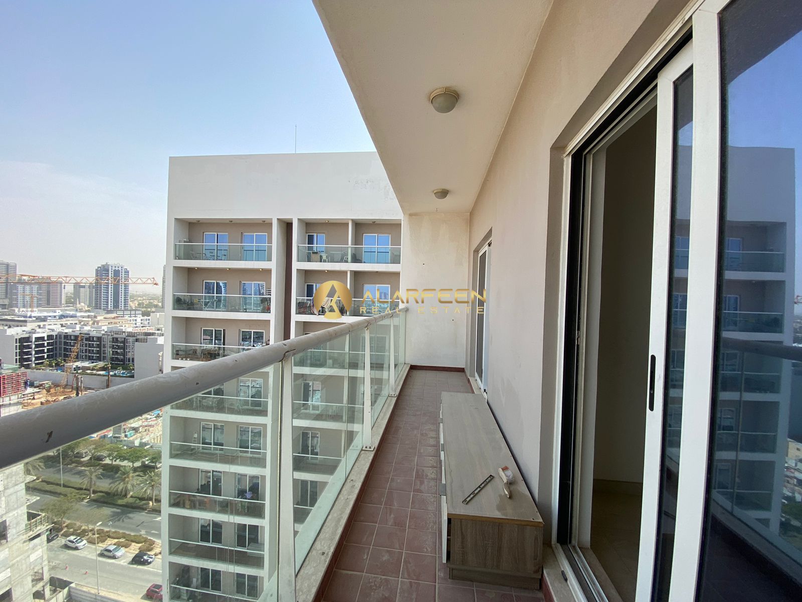 LOWEST PRICE - FAMILY BLDG - SPACIOUS LAYOUT