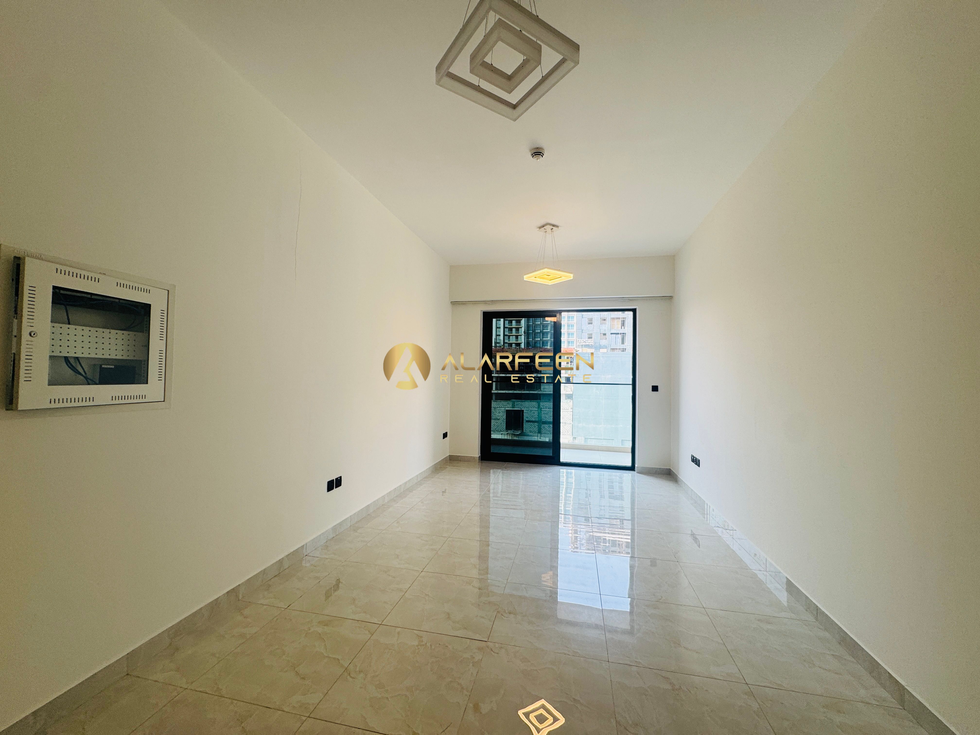 1BHK Plus Maid | Prime Locatio...