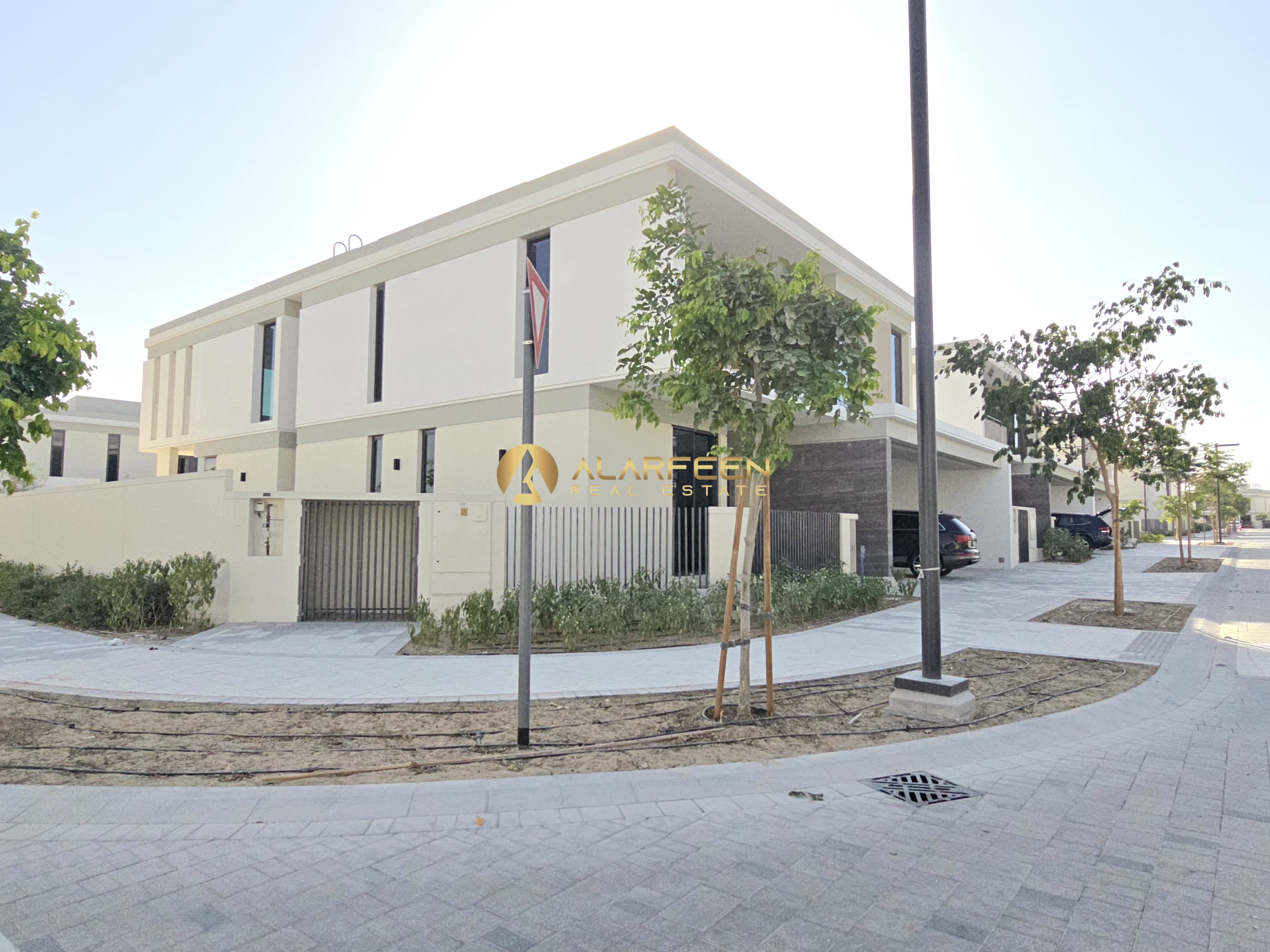 5BR | Community View | Spacious Villa