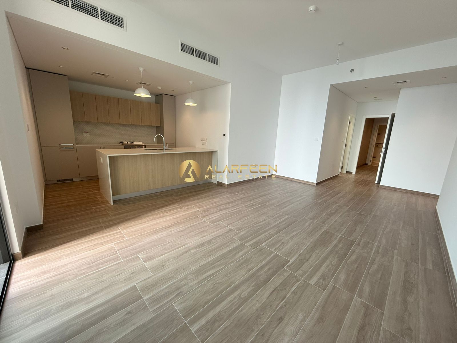 Community View | Higher Floor | FItted kitchen