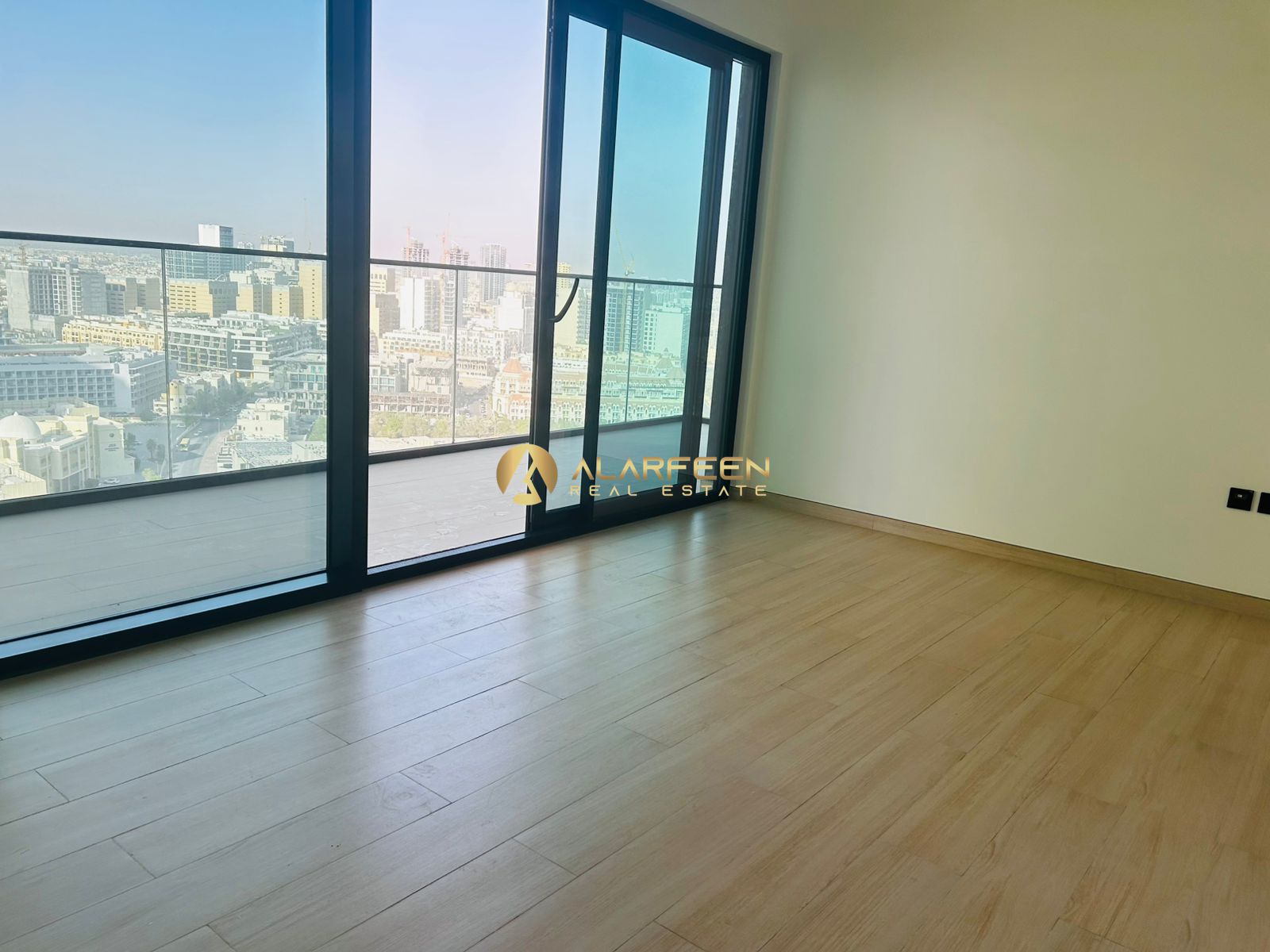 Spacious Unit| Unfurnished| Call Now
