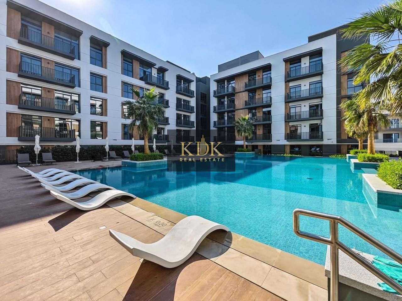 Pool View | High Floor | Grab The Keys Now