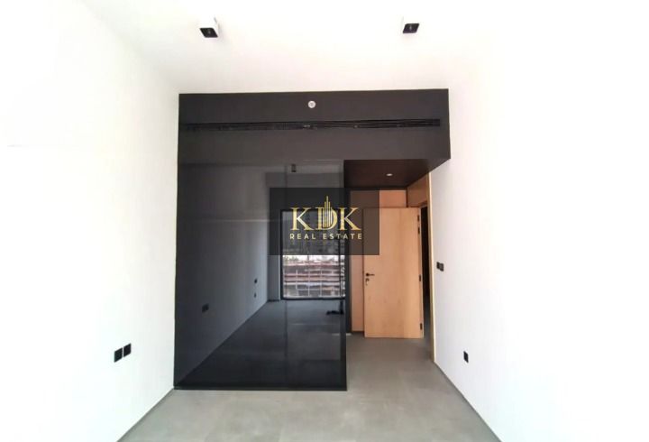 Community View | Prime Location | Spacious Unit