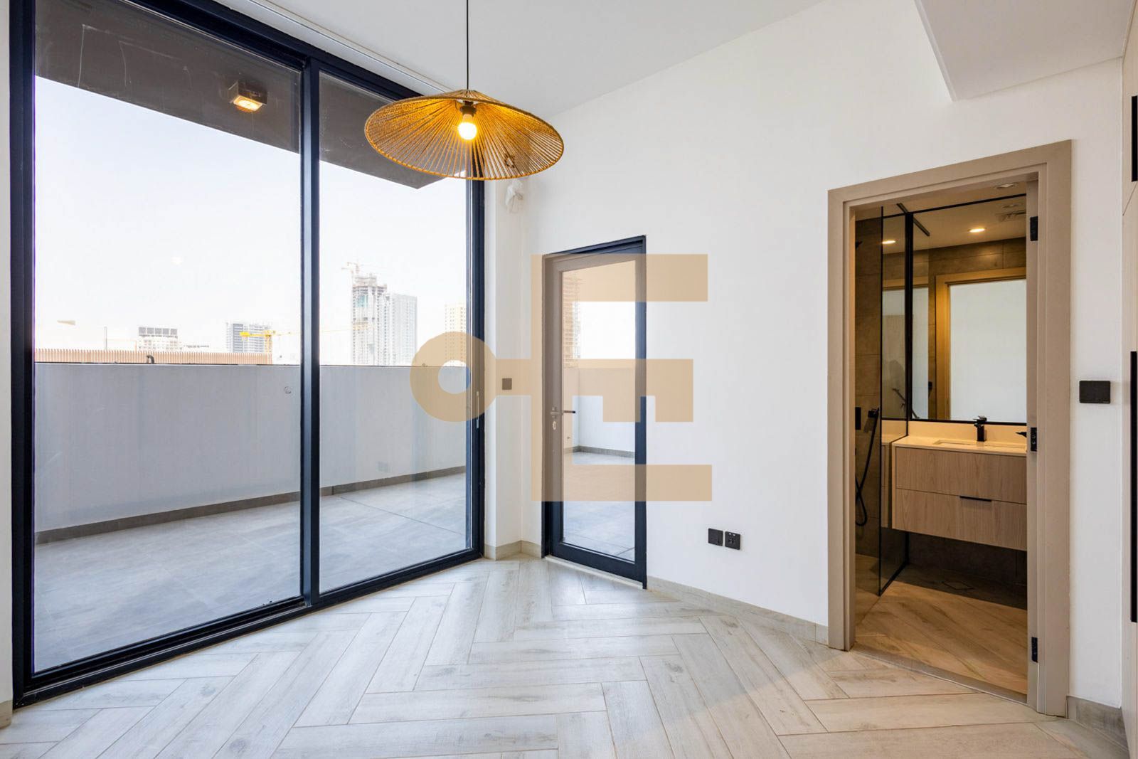 Closed Kitchen | 3 Baths | Spacious