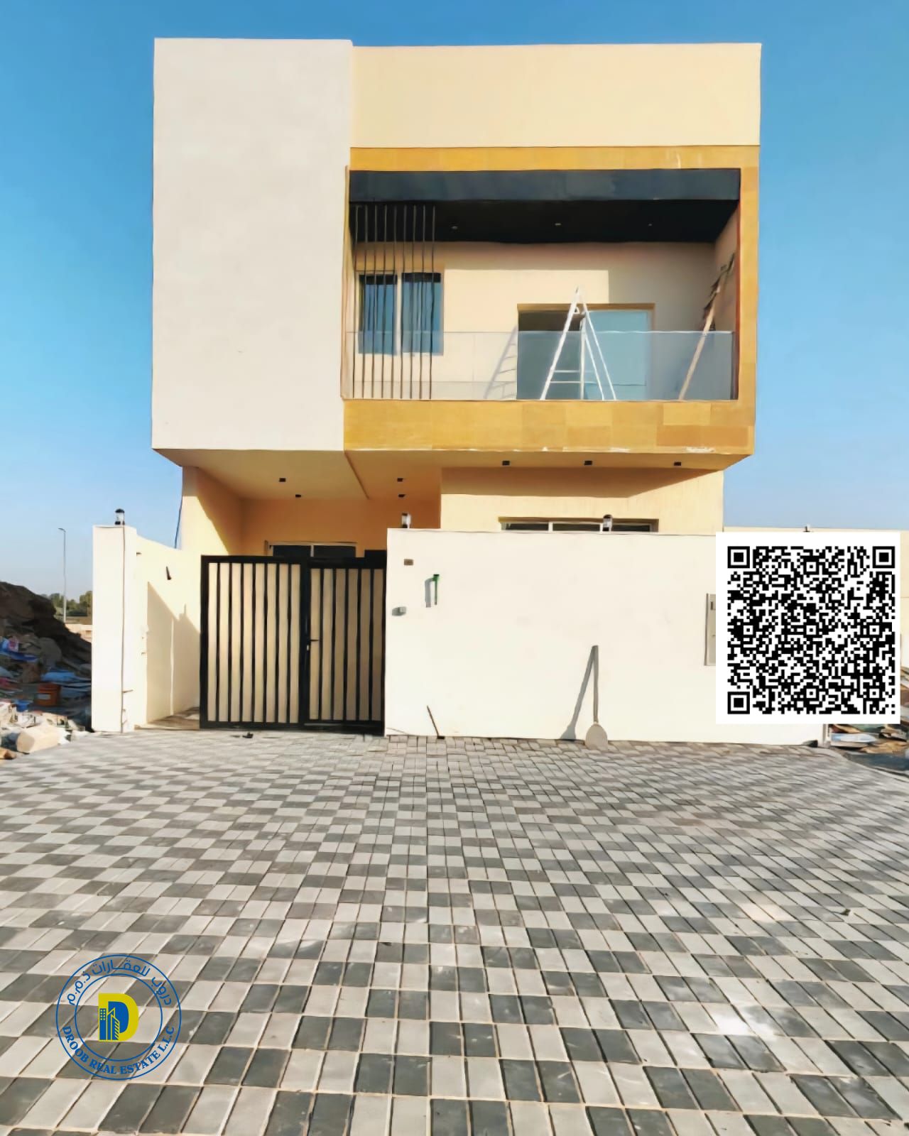 For sale, a modern villa with 5 rooms and a roof in Al Zahya area, at an excellent price.