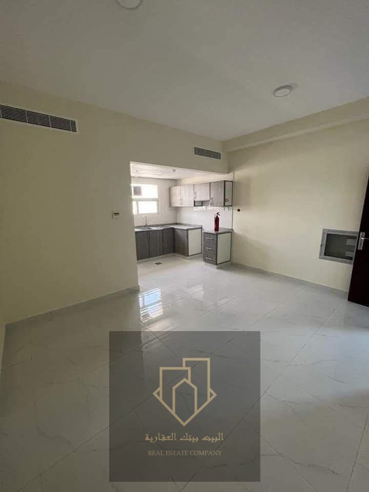 Studio for annual rent in Al Nuaimiyah area 3 separate kitchen