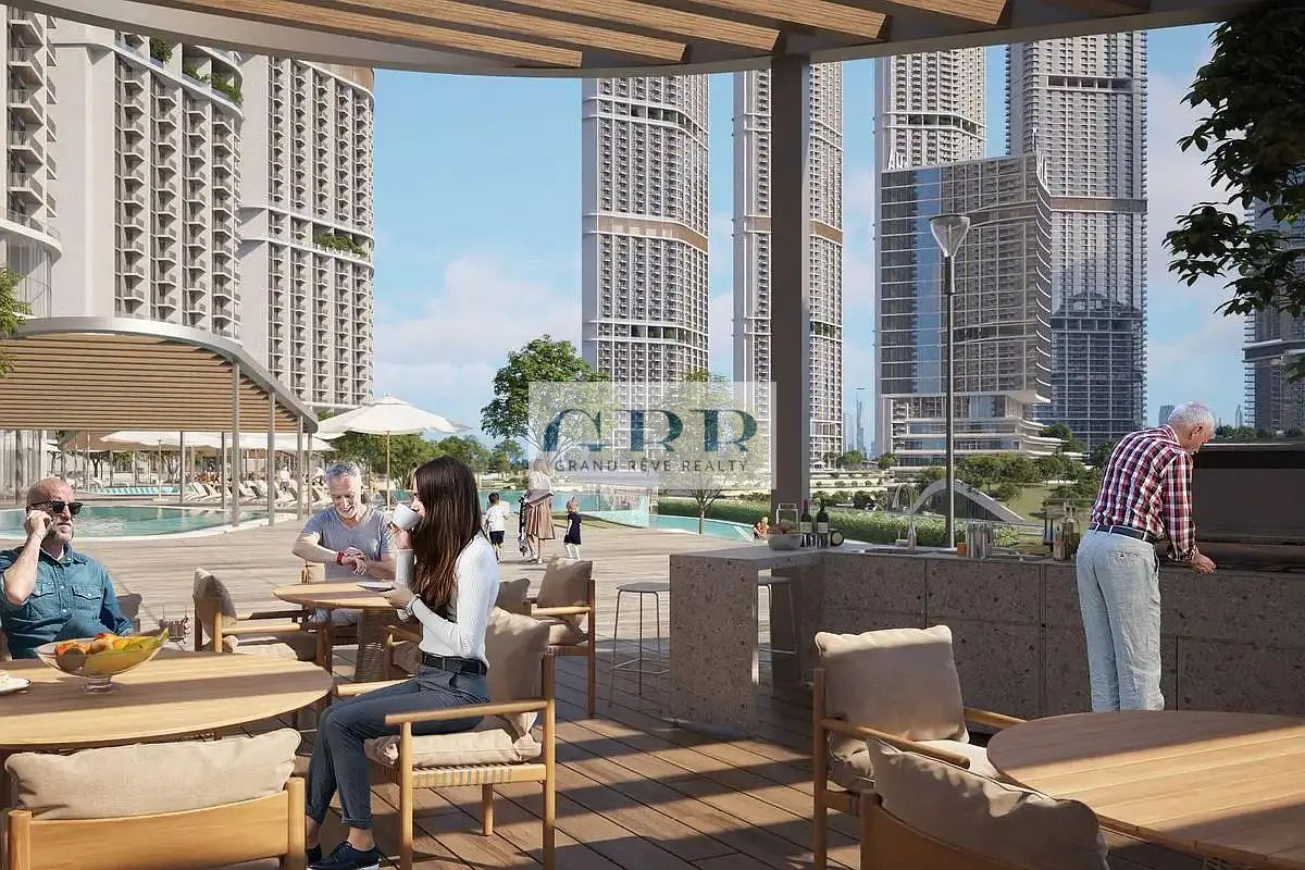 Prime Location | Mid Floor | Direct Water View