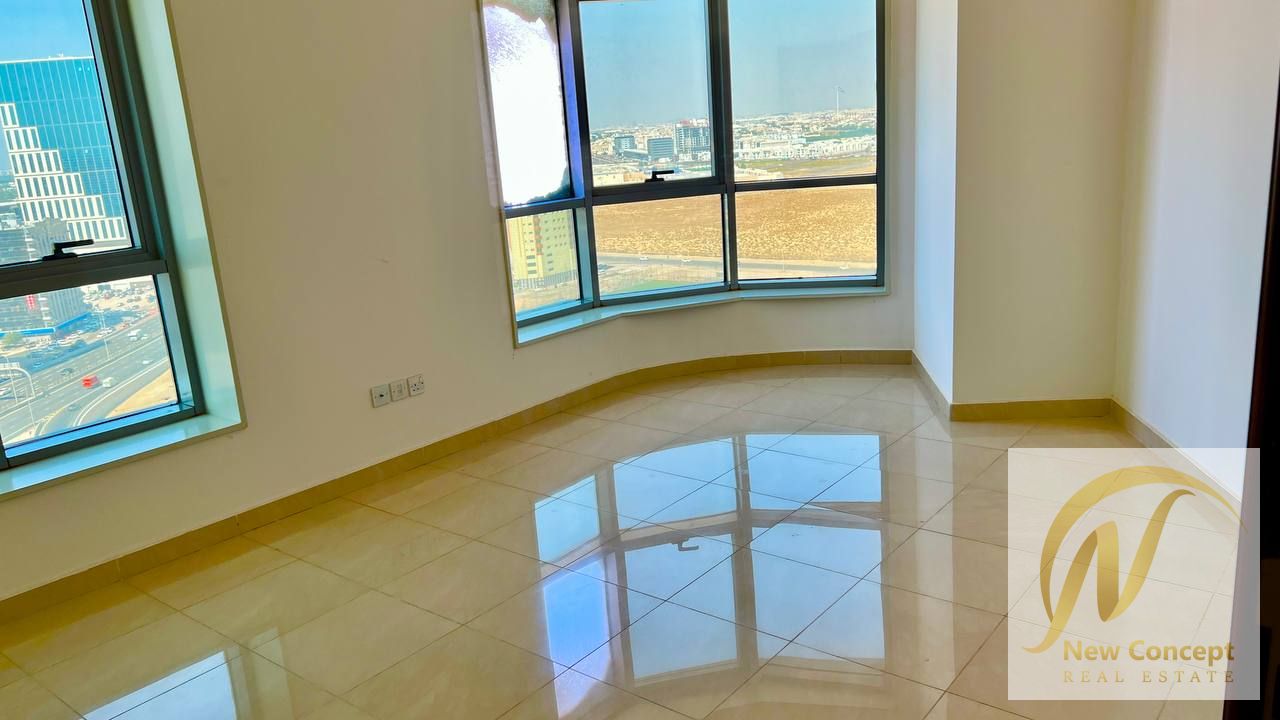 Resale in Concord Tower: Spacious 3BR + Living, 2,265 sq. ft. , with down payment of AED 294 only, monthly AED 9,769 for 71 months, total price AED 988