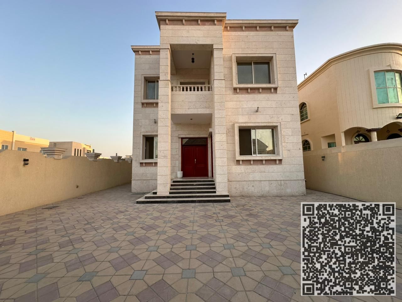 SPECIOUS VERY BIG CORNER VILLA 5 MASTER BADROOMS VILLA AVIALBLE FOR RENT IN AL RAWDHA 02 AJMAN. . .