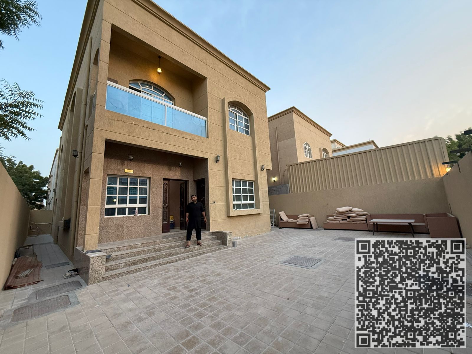 SPECIOUS BEAUTIFUL 5 MASTER BEDROOM VERY BIG VILLA AVAILABLE FOR RENT IN AL MOWAIHAT 3 AJMAN. . .