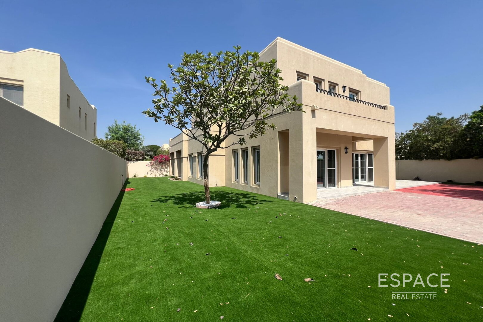 Vacant Soon | Full Renovation | 5 BR+M
