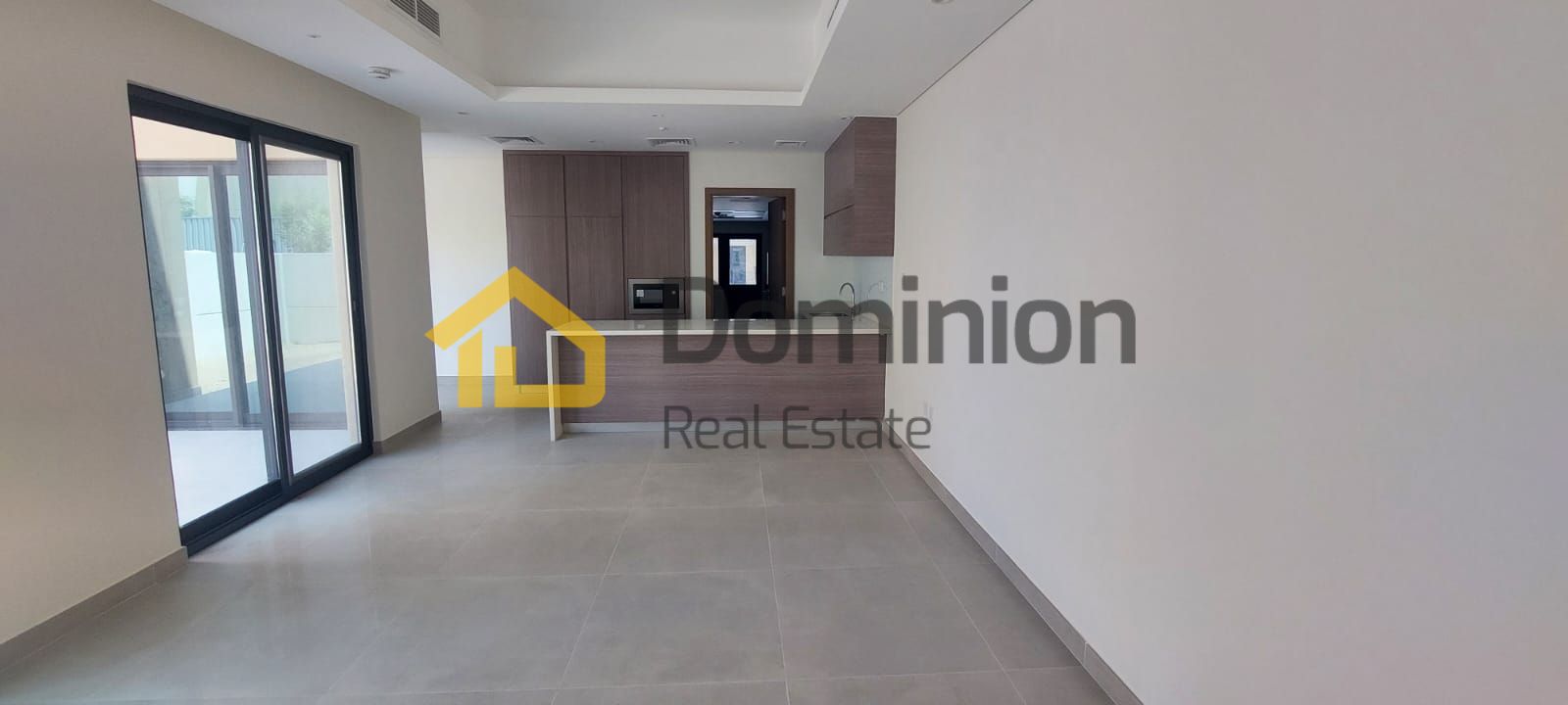 HIGH FINISHING | READY TO MOVE | Prime Location