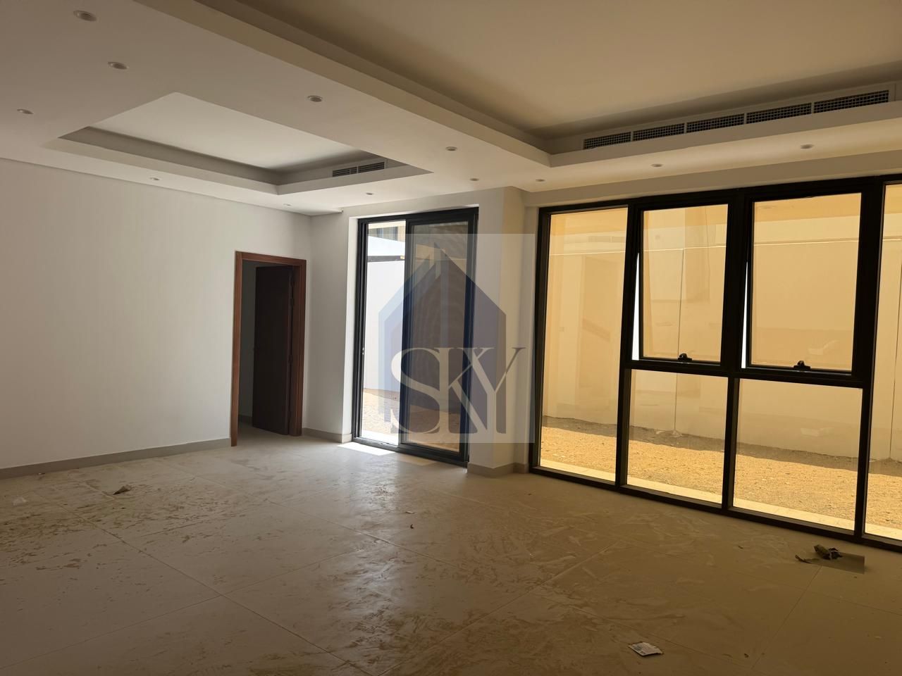 3 BR Spacious Townhouse | Maids room | built in wardrobe