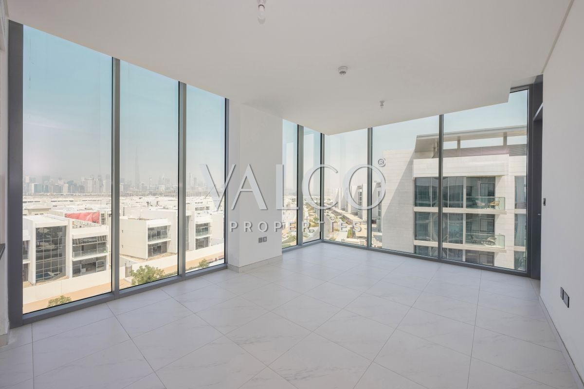 Skyline View | Corner Unit | Tenanted