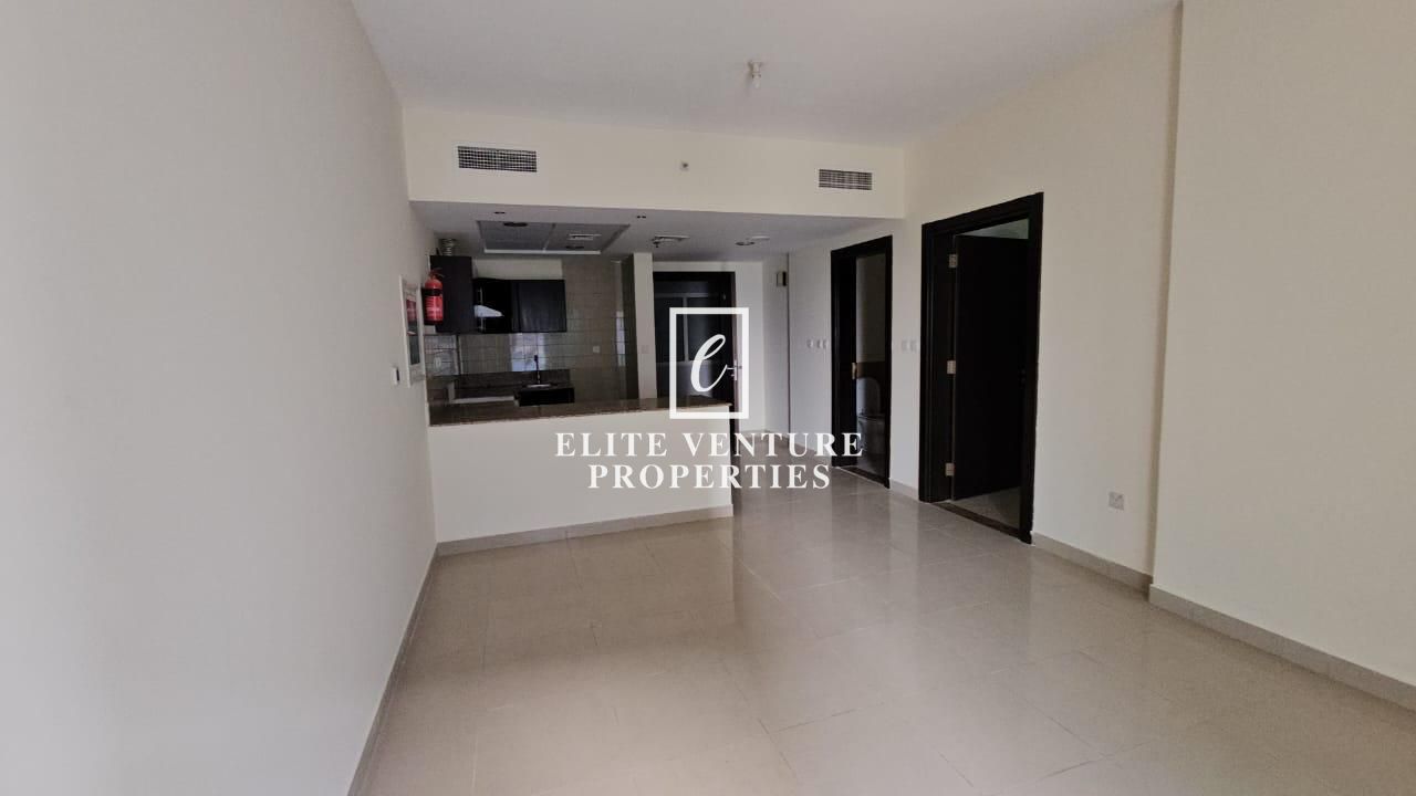 VACANT | HIGH FLOOR | PRIME LOCATION