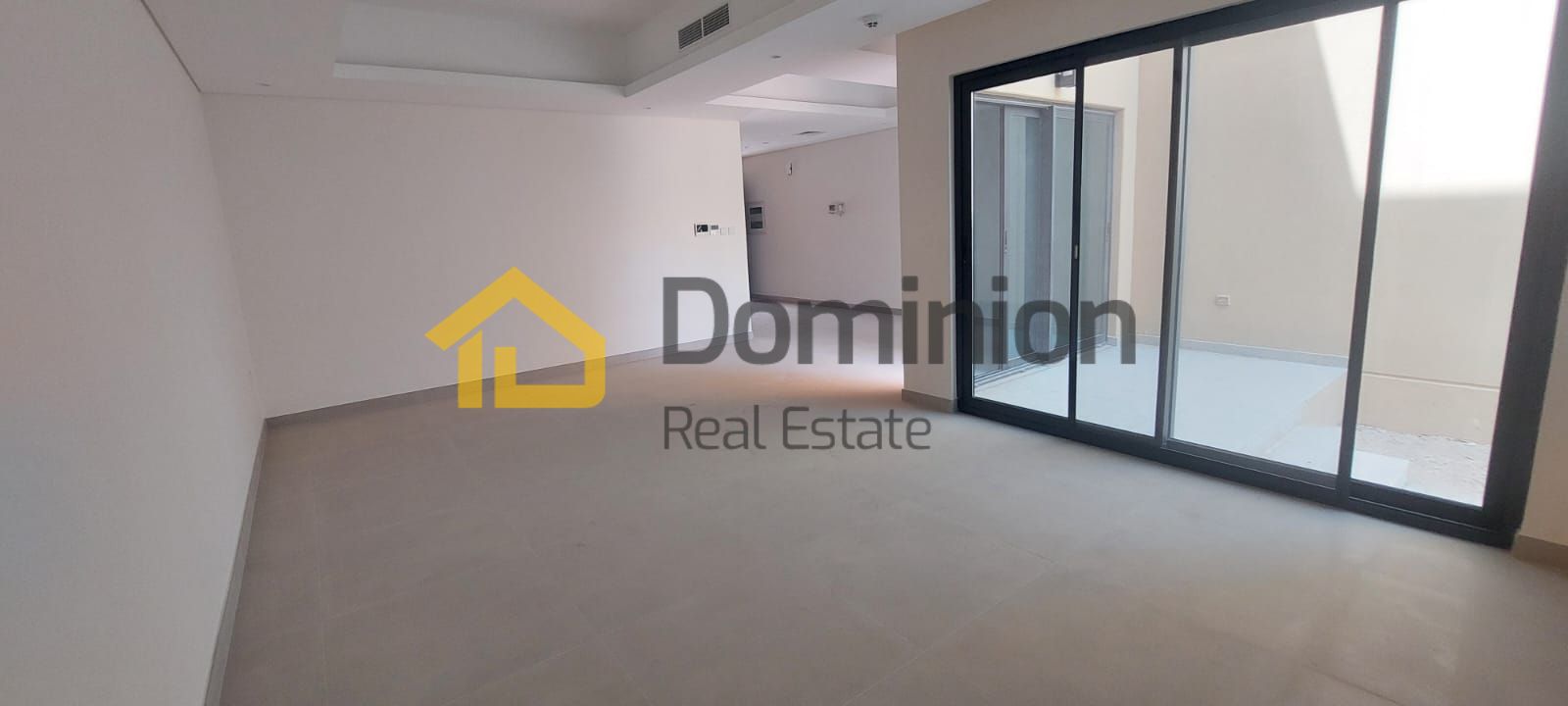 HIGH FINISHING | READY TO MOVE | Prime Location