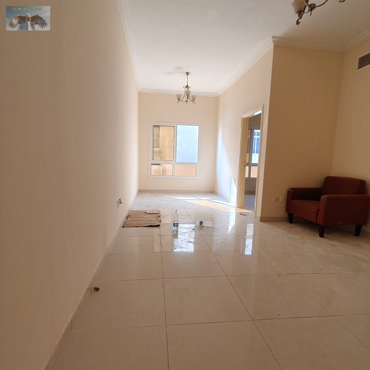 Apartment for Rent in Al Nuaimiya 1 – 1BR + Living Room, 2 Baths, Built-in Wardrobes, Free Gym & Pool, Prime Location Near Khalifa St.