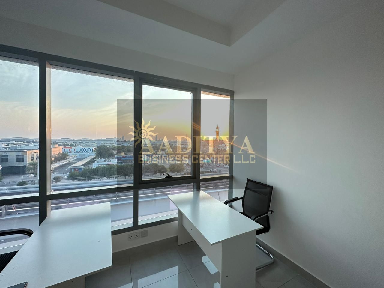 Beautiful Office with Bank Account Assistance| free Utilities