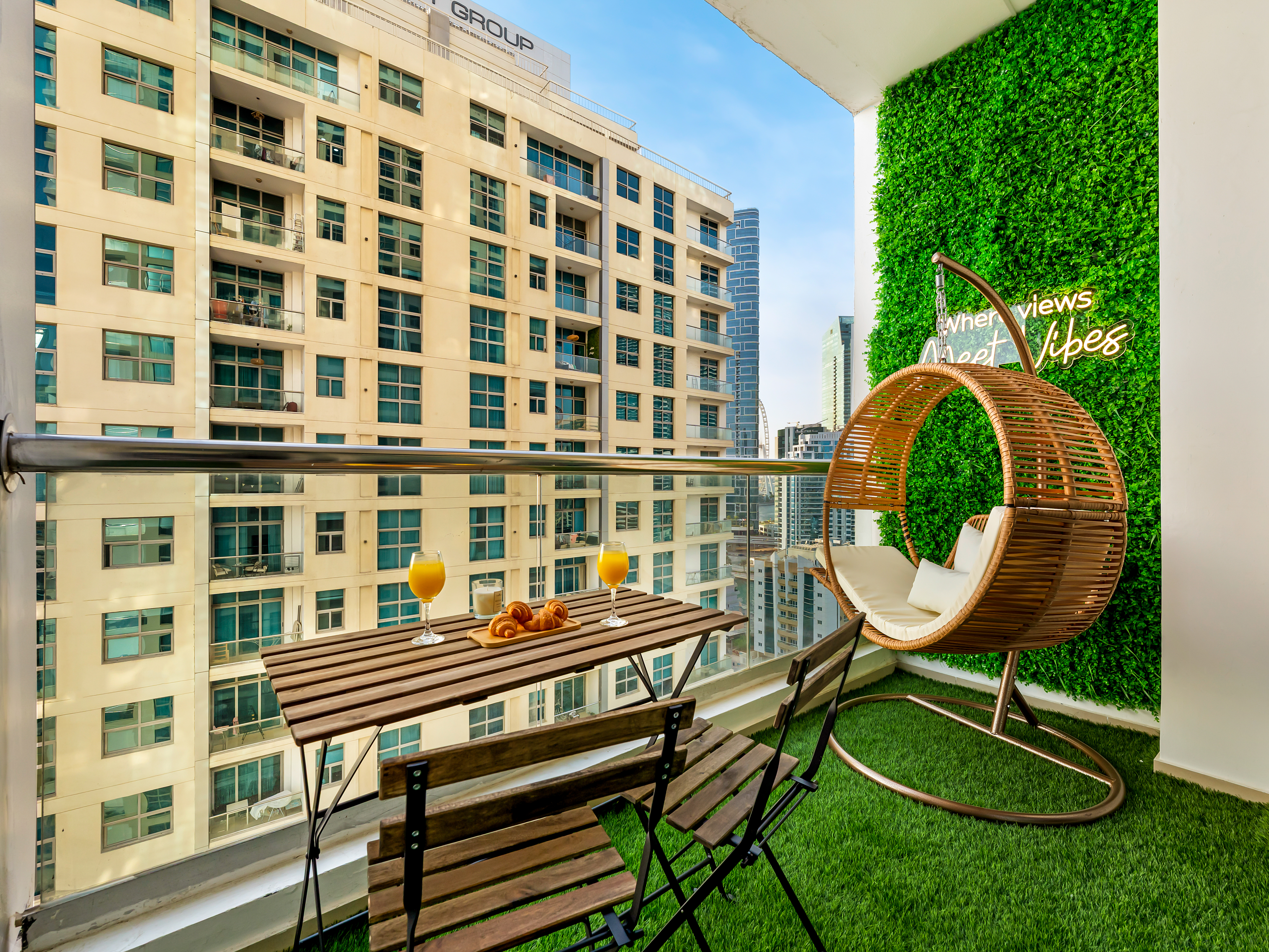 Urban Dubai Marina Stay | Near Yacht Area & Beach