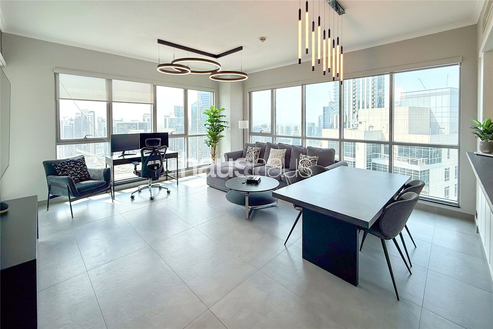 Upgraded | Dubai Skyline View | Vacant on Transfer