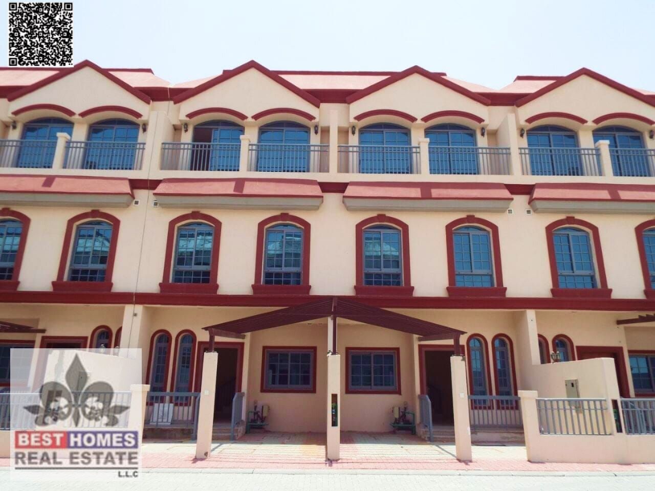 Vacant Villa Signature 3 Bedrooms Town House Villa for Sale