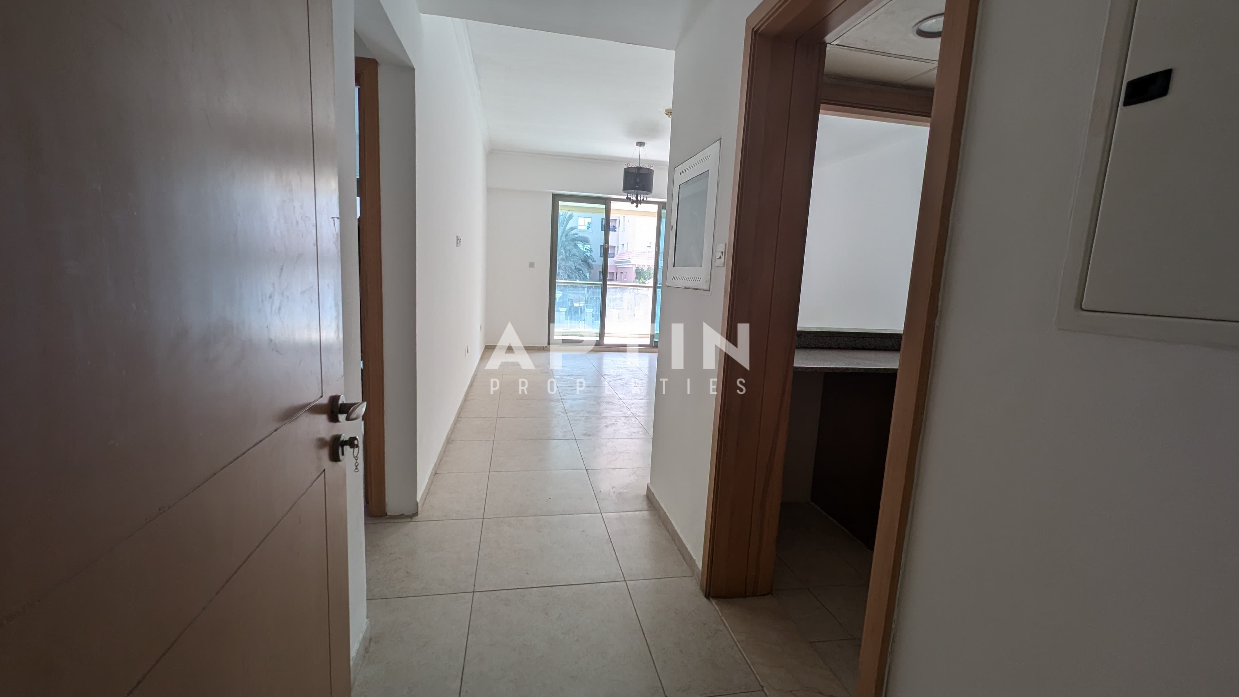 MODERN 1BHK | SEMI-OPEN KITCHEN | BALCONY | GYM & SWIMMING POOL