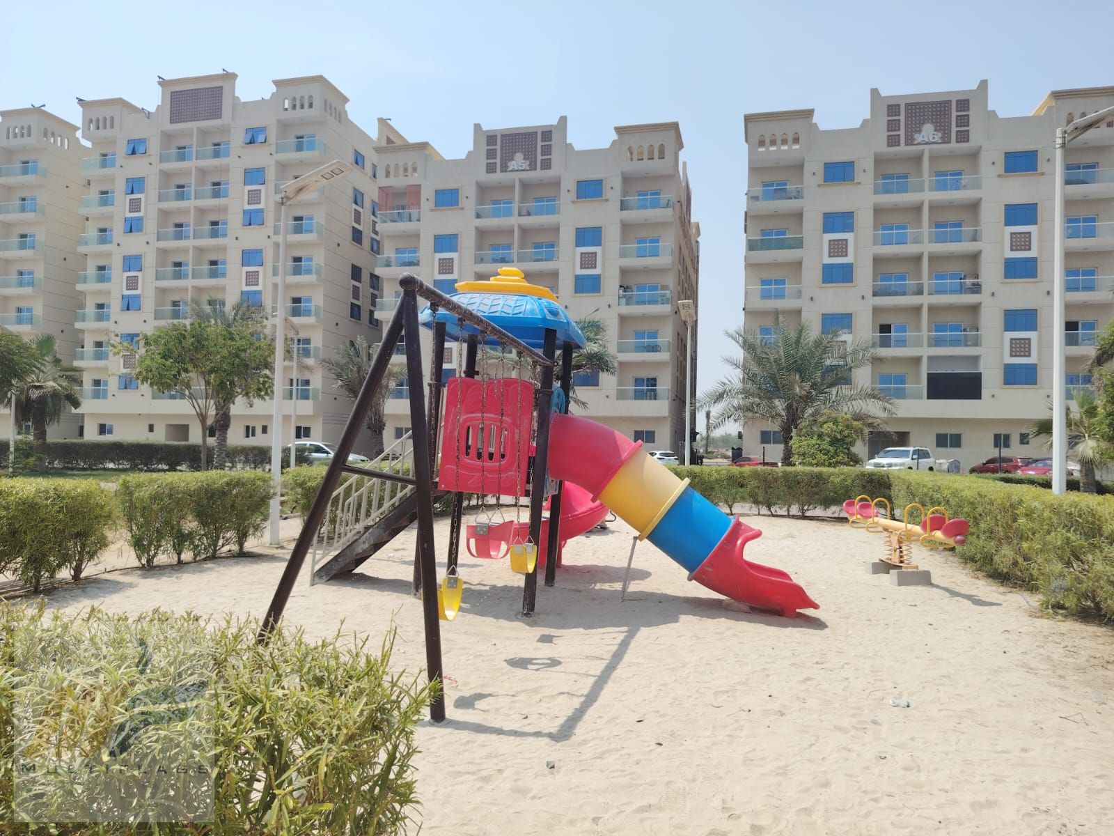 A golden opportunity for both living and investment with guaranteed returns! Own a luxurious studio apartment in Ajman. Initial payment: 55,000 AED