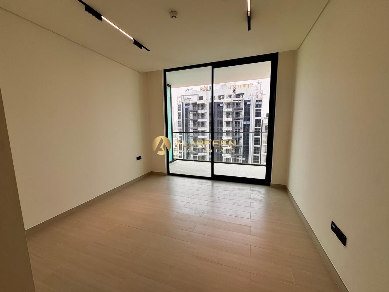Studio | Prime Location | Move In Ready