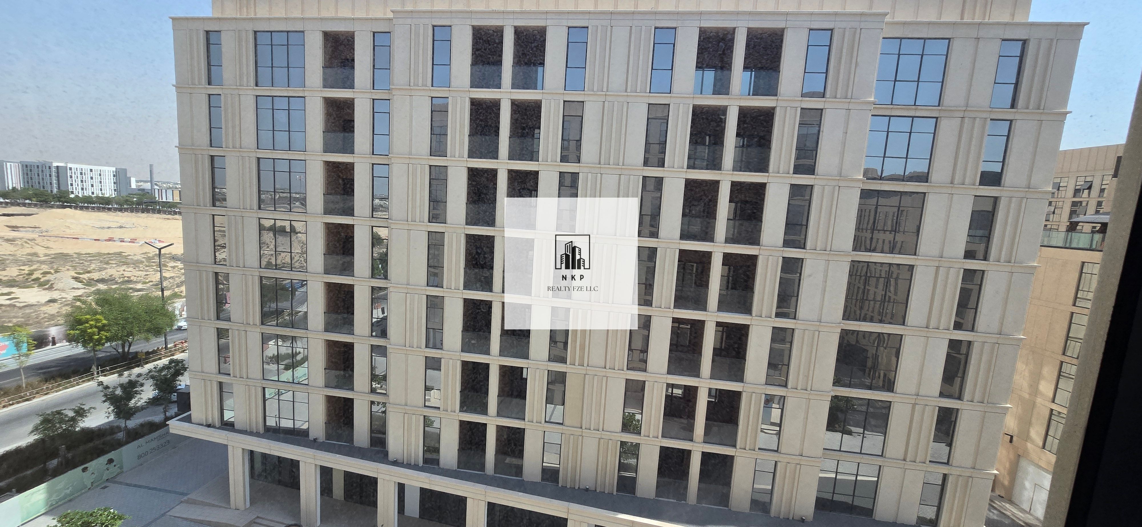 Spacious luxurious brand new partion studio