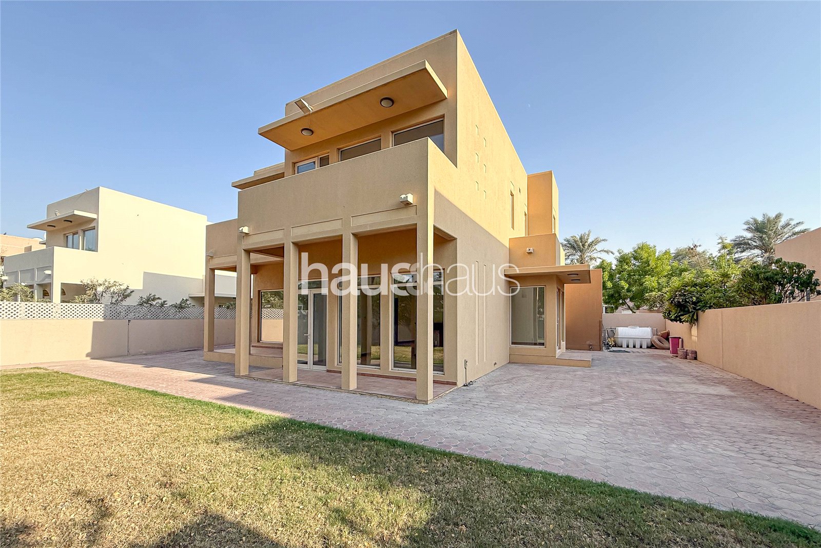 Vacant Now | Single Row | Large Plot