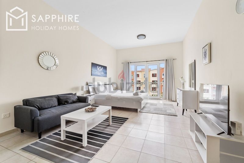 Special Seasonal Offer I Spacious Studio With Balcony I Bills Included I Close To Metro Station
