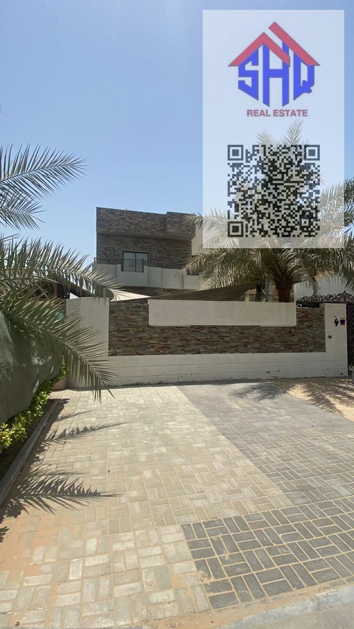 For sale, a corner villa on two streets, with a swimming pool and an internal garden, with five bedrooms, a living room, two halls, a maid's room, a driver's room, and a storeroom behind the villa, and a water filter system equipped specifically for the g
