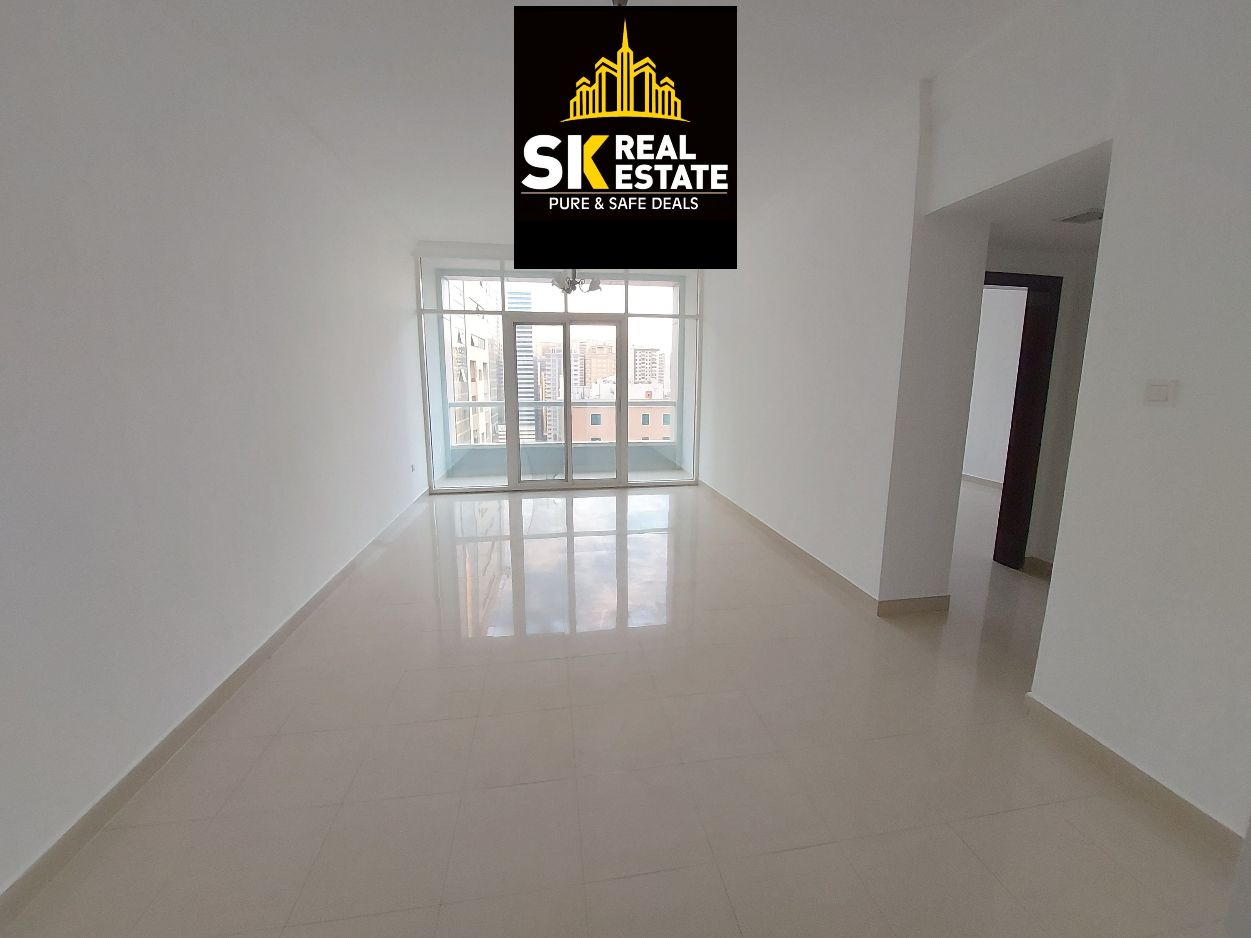 LAVISH 1 BHK READY TO MOVE _ PRIME LOCATION _ WITH ALL AMENITIES FREE_ ONLY AED 45000