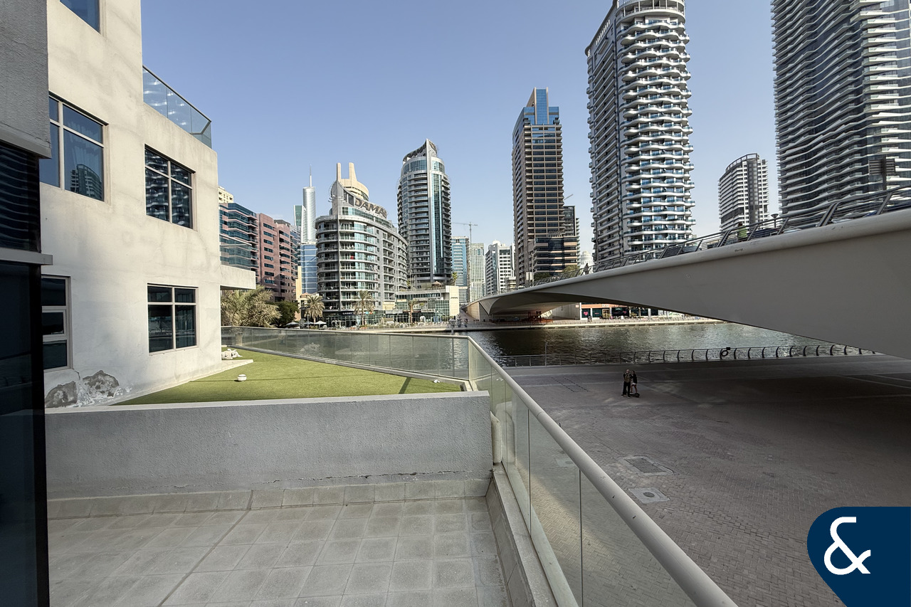 Renovated | 1 Bed Large Terrace | 1682 Sqft